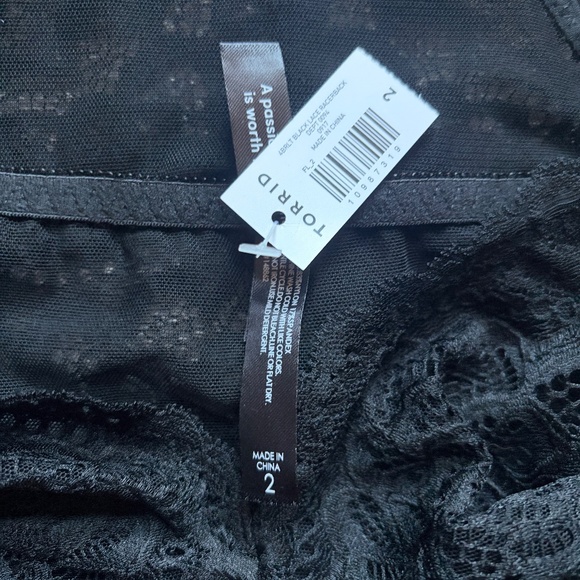 NWT Torrid Curves Bralette Black Lace Racerback | Size 2 (2X) - Picture 2 of 16